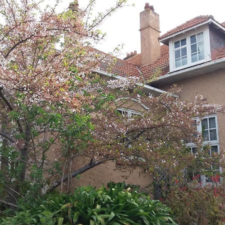 Chimneys B&B 오아마루 외부 사진